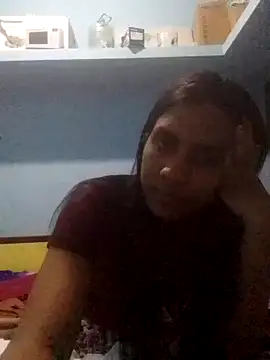khusii_09 Adlı Modelin Canlı XXX Sohbeti