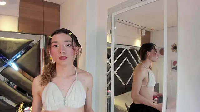 Chatroom XXX en direct de Seraphine_Nyx