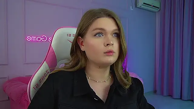 CrystalLyons Live XXX-Chat