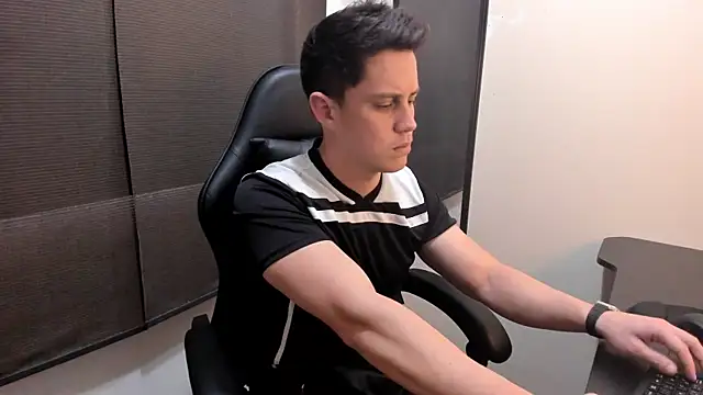 KendricTorres Live XXX-Chat
