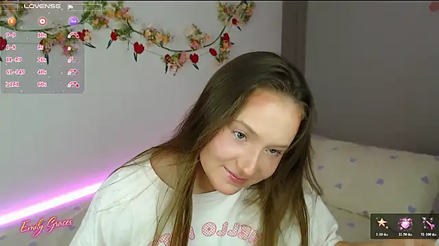 EmilyxxGraces 现场XXX聊天