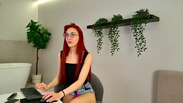 LeyaAtwoodn Live XXX chat