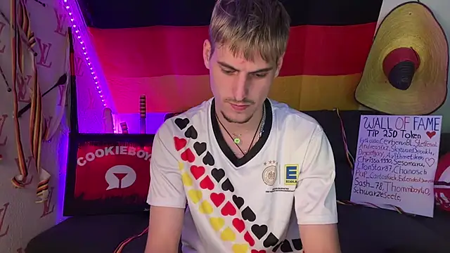 Cookieboy88 Live XXX Chat
