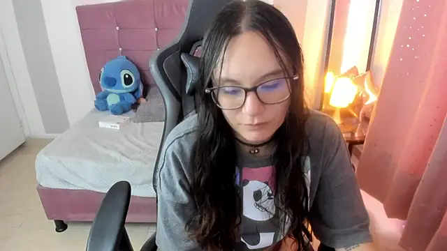 Chatroom XXX en direct de Wanda_sg