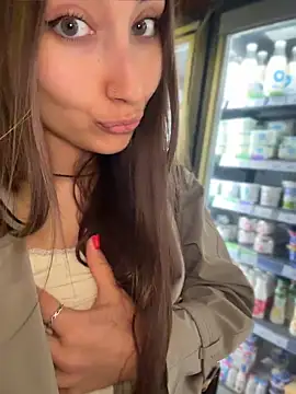 ICrazyOneIRL – Live XXX-chat