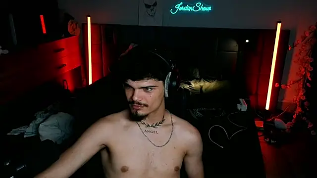 JordanShow élő XXX-chatje