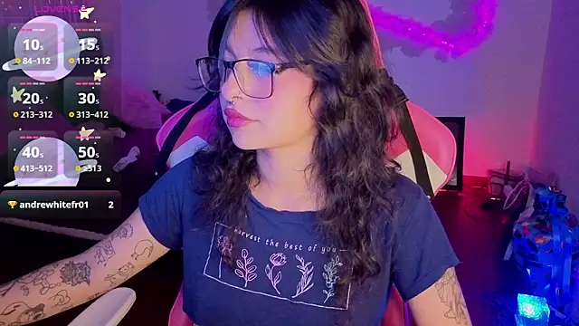 larah_uwu Obrolan Langsung XXX