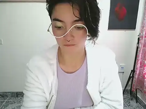 Came-IIn Live XXX chat