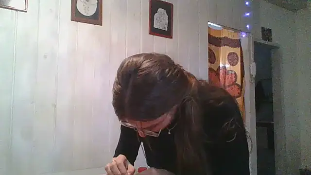 Chat XXX en directo de SweetyBabyDemon