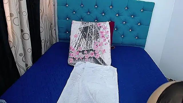 Maira_B's Live XXX Chat