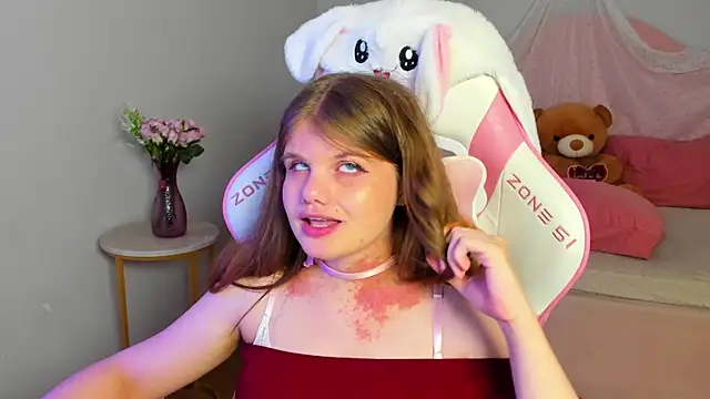 ChloeHalses' Live XXX Chat