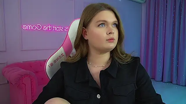CrystalLyons – Naživo XXX chat