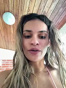 XXX chat uživo modela cuteluci_