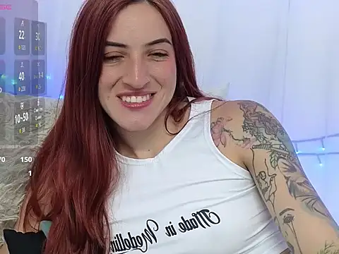 ninaa_fox Chat XXX in diretta