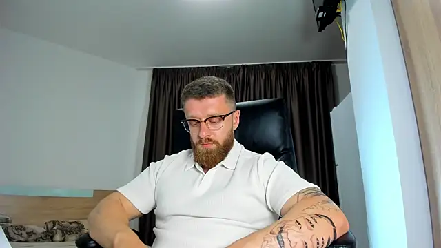 Онлайн чат XXX Findom_guy