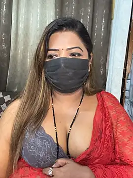 Chat +18 de Geet-Punjaban ao vivo