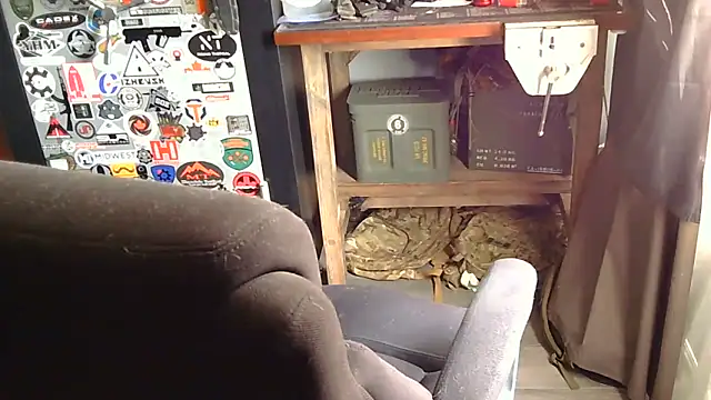 DILLIGAF_CANADA webcam show