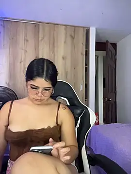 XXXAngella: απευθείας συνομιλία ΧΧΧ