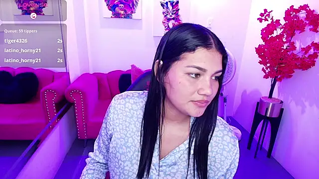 Julie_preston Adlı Modelin Canlı XXX Sohbeti