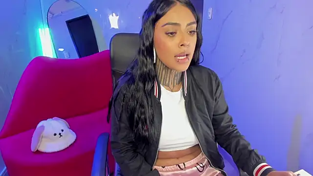 Chat XXX en directo de Lovely_celeste