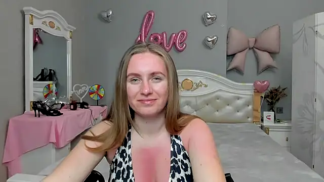 Chat XXX en directo de Marisha_Cute