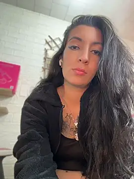 צ'אט XXX בשידור חי של SALOME_KORLAND
