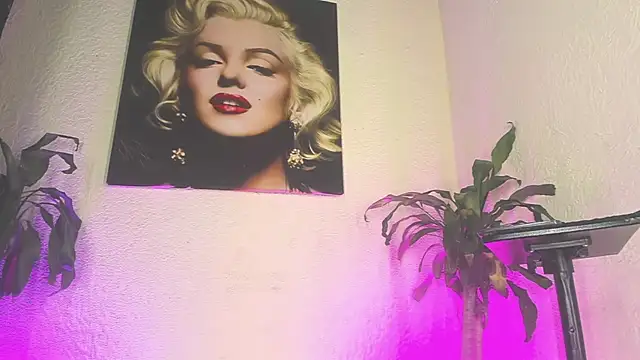 Miss_Isa_ XXX чат на живо