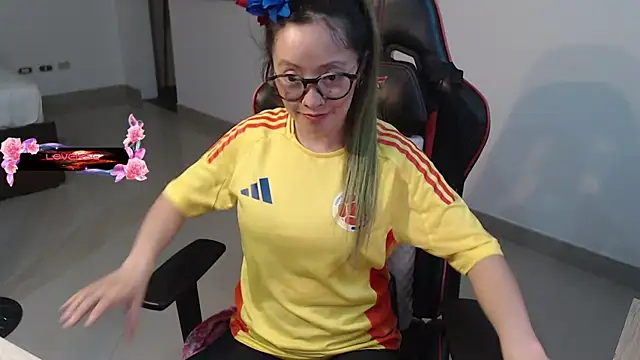pink-2022 Live XXX-chat