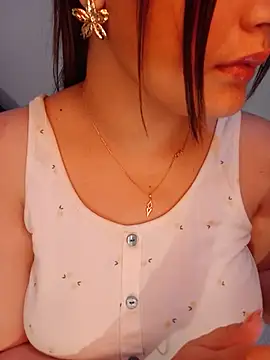 im_here- Adlı Modelin Canlı XXX Sohbeti
