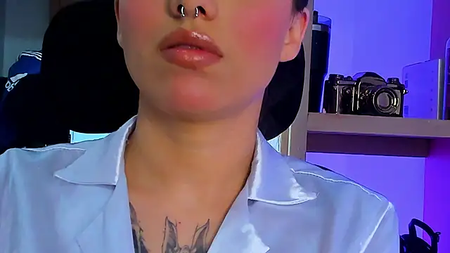 isabella_hv's Live XXX Chat