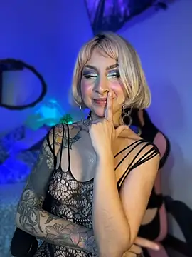 Cinamoonn's Live XXX Chat