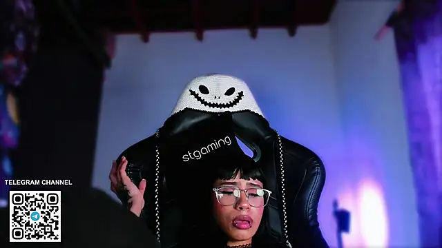 Chat +18 de sofiafenty ao vivo