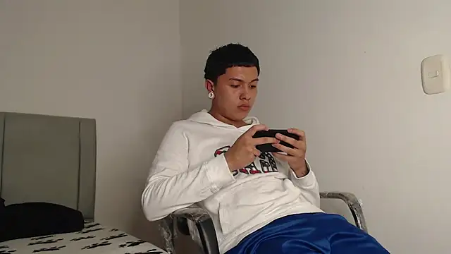 Owenn__blueee Chat XXX in diretta