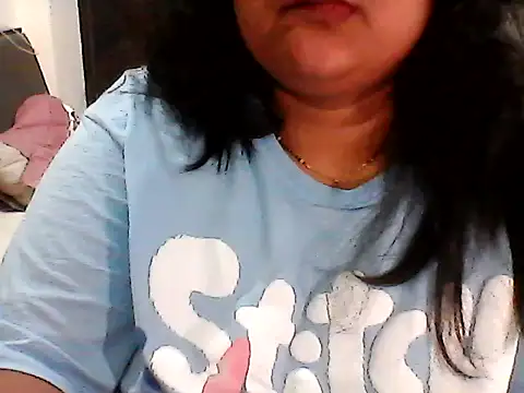 radhikkaa Live XXX Chat