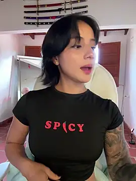 XXX chat uživo modela Ale_Lewis