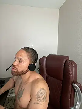 Fathero1time's Live XXX Chat