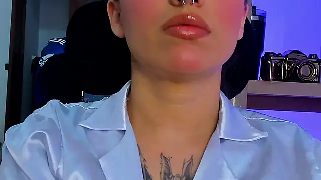 isabella_hv élő XXX-chatje