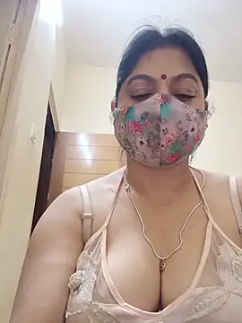 Ratna-777 – Live XXX-chat