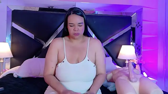 Veronica_Nasty_ 라이브 XXX 채팅
