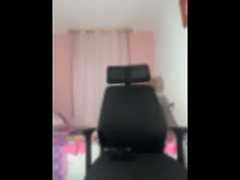 Melody_Fox26: απευθείας συνομιλία ΧΧΧ