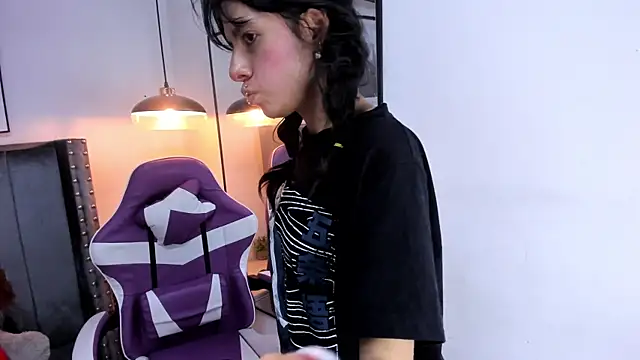 Chat XXX en directo de Miyu_Komori