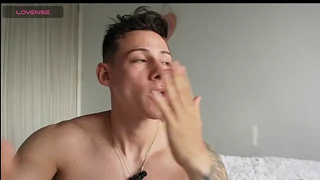 Muscle_King_Cumn Live XXX chat