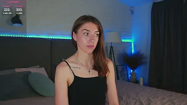 SweetVikki – Naživo XXX chat