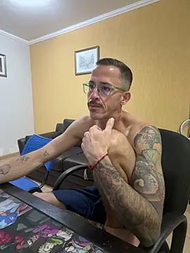 Chatroom XXX en direct de MeladoDiMel