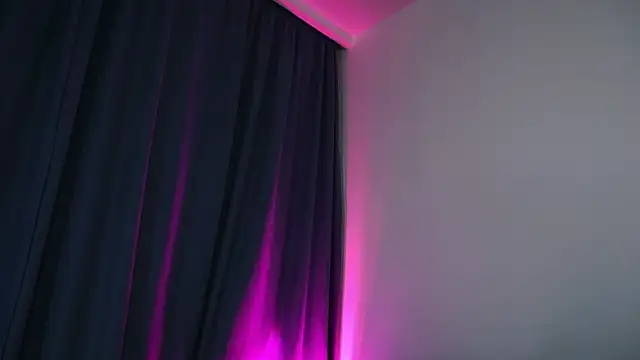 AmiliFox1 라이브 XXX 채팅