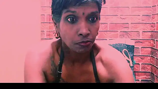 Chatroom XXX en direct de Fuckable_Nasty_MILF