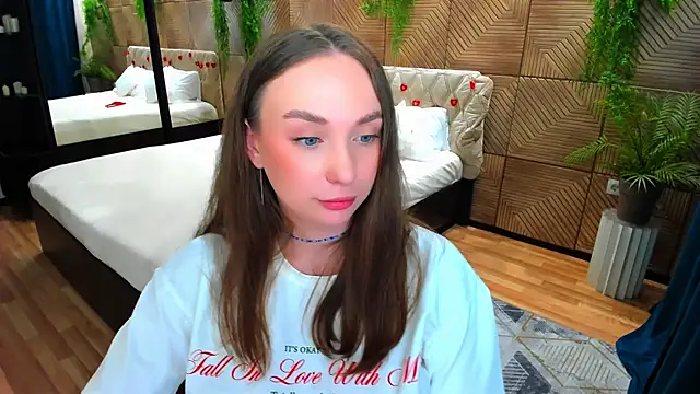 TrueReincarnation's Live XXX Chat
