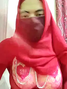 ElisyaHijabDoll Adlı Modelin Canlı XXX Sohbeti