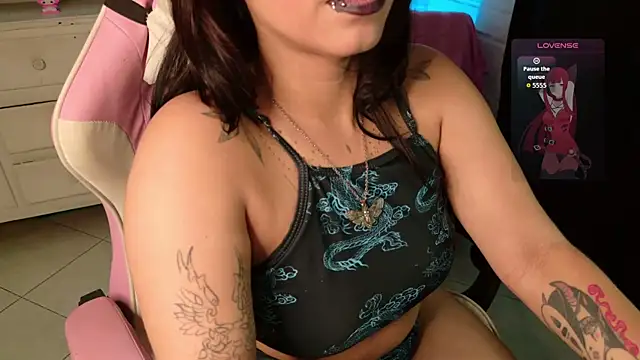 Czat XXX na żywo – Nyx_Blackmoon