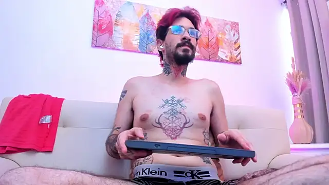 О нлайн чат XXX Jonathan_Soto